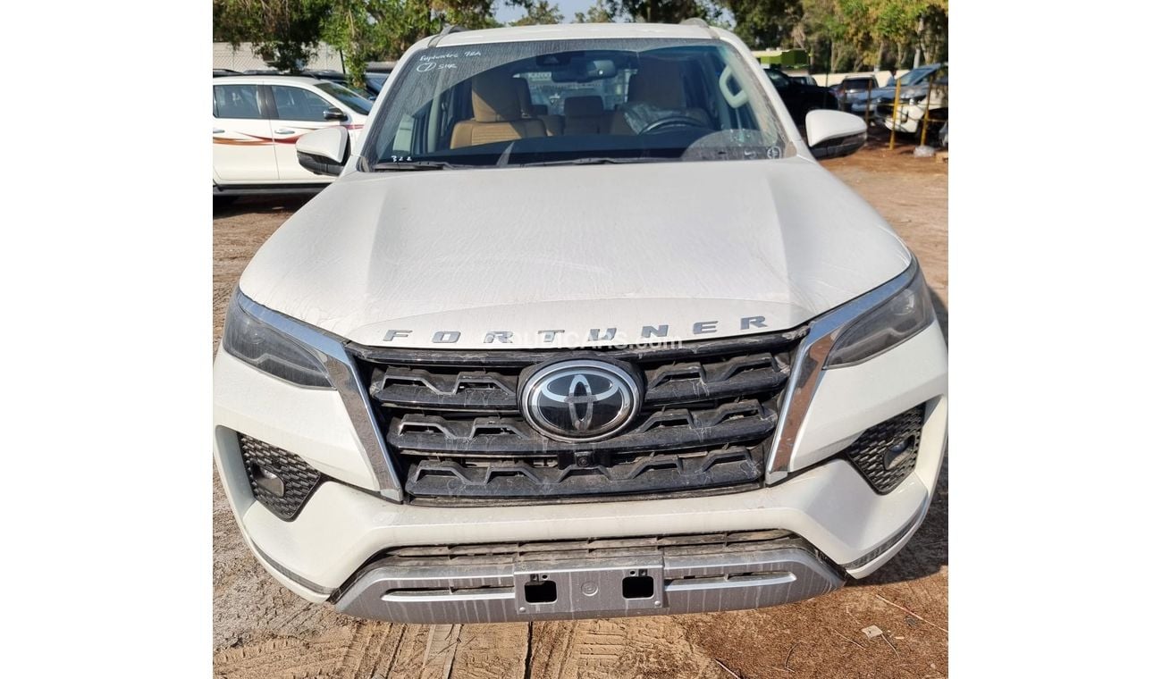 تويوتا فورتونر 2023 Toyota Fortuner V-Grade Full-Option 7-Seater 2.8L 4-Cyl Diesel A/T 4WD Export Only