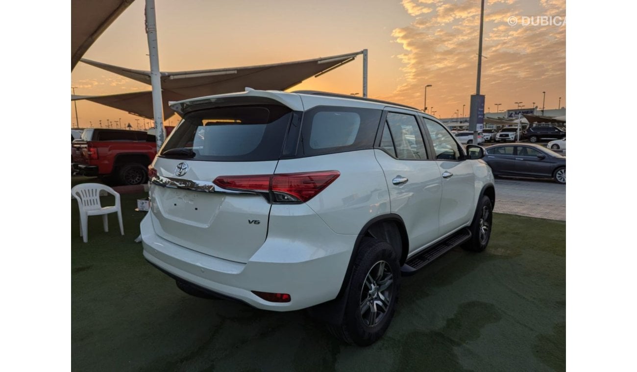 Toyota Fortuner 2019 TOYOTA FORTUNER V6 GXR 4.0L (278 HP) - Automatic . Gasoline . Four Wheel Drive . clean car no a