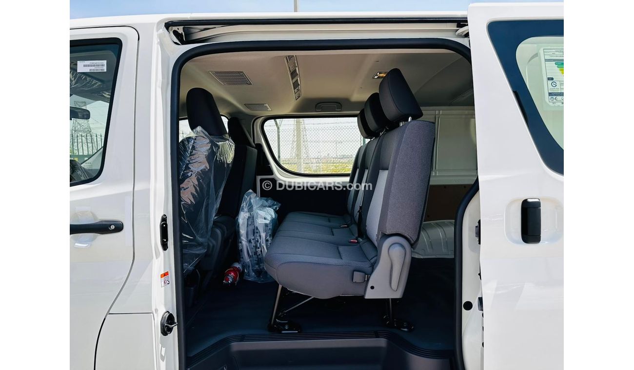 Toyota Hiace TOYOTA HIACE 2023 V6 3.5L Van5 Doors6 Seats