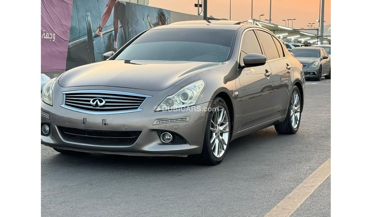 إنفينيتي G25 in excellent condition and requires no expenses