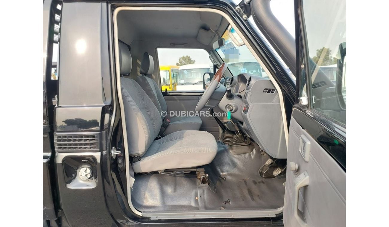 تويوتا لاند كروزر TOYOTA LAND CRUISER PICK UP RHD 2021 MODEL 4.5 L DIESEL MANUAL(PM34694)