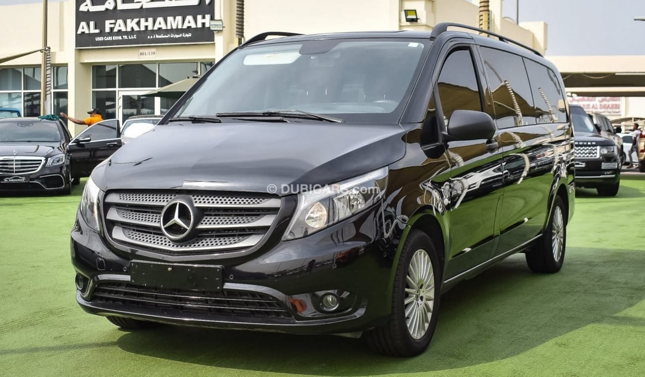 Mercedes-Benz Vito Tourer , 121