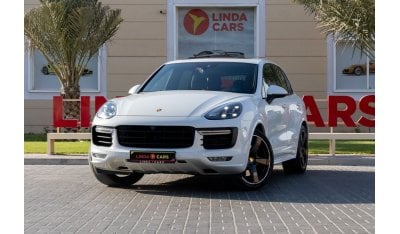 Porsche Cayenne GTS Porsche Cayenne GTS 2016 GCC under Warranty with Flexible Down-Payment.