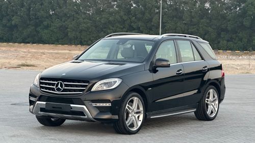 مرسيدس بنز ML 500 MODEL 2013 GCC CAR PERFECT CONDITION FULL PANORAMIC ROOF