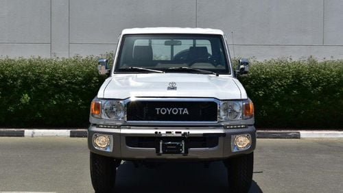 Toyota Land Cruiser Pick Up 79 Single Cab Pickup LX V6 4.0L Petrol 4WD Manual Transmission - Euro 4