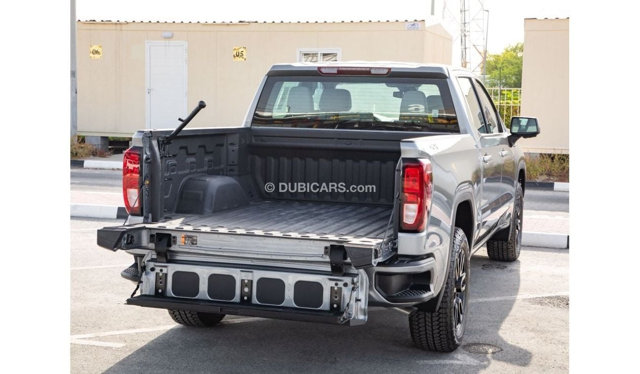 GMC Sierra 4WD Elevation/CrewCab/GCC/2024. For Export