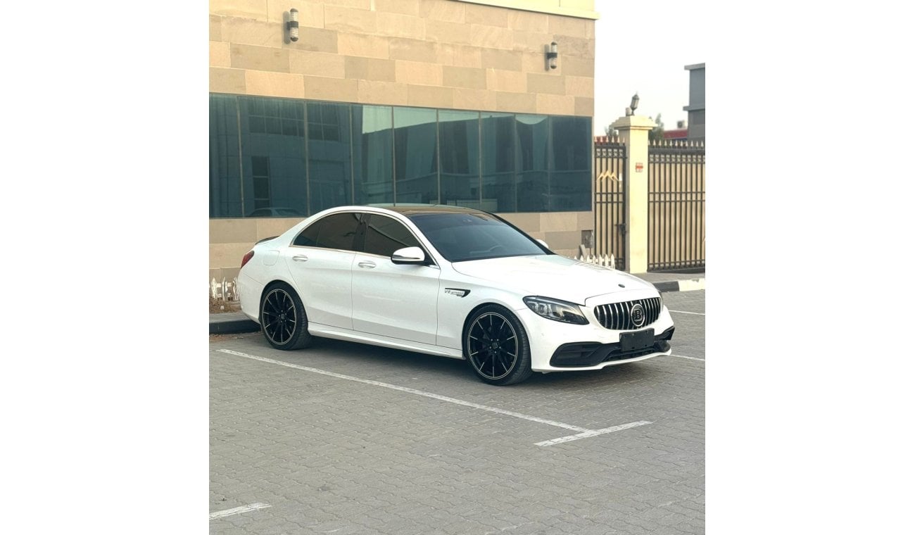 مرسيدس بنز C200 بريميوم