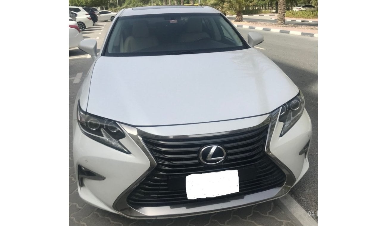 لكزس ES 350 GCC with REAR VIEW CAMERA