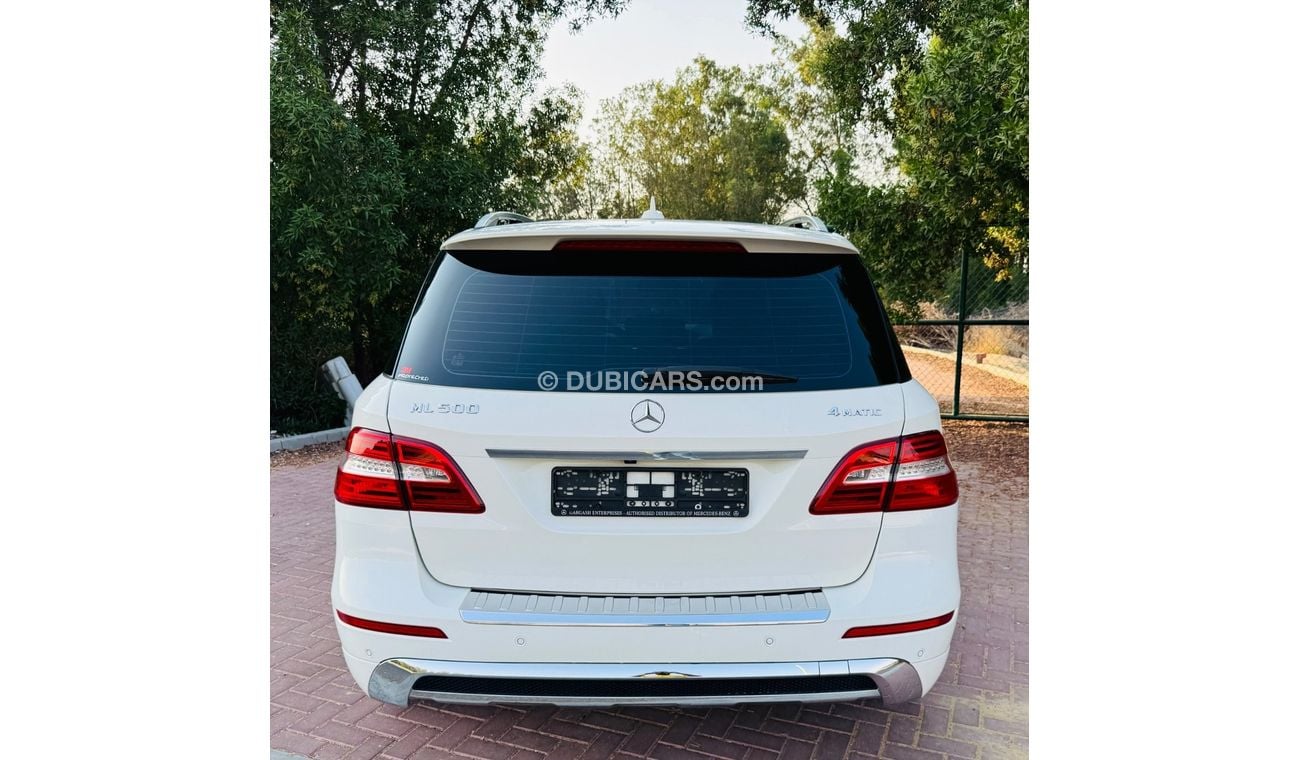 Mercedes-Benz ML 500 Std GCC .. Original Paint .. V8 .. Perfect Condition .. Top Range .