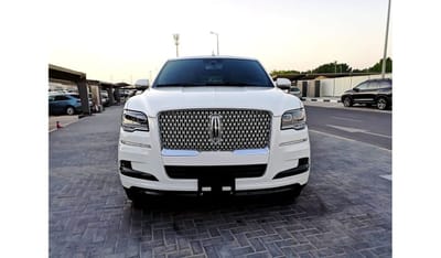 Lincoln Navigator Presidential 3.5L Lincoln Navigator (Presidential)  - 2023- White