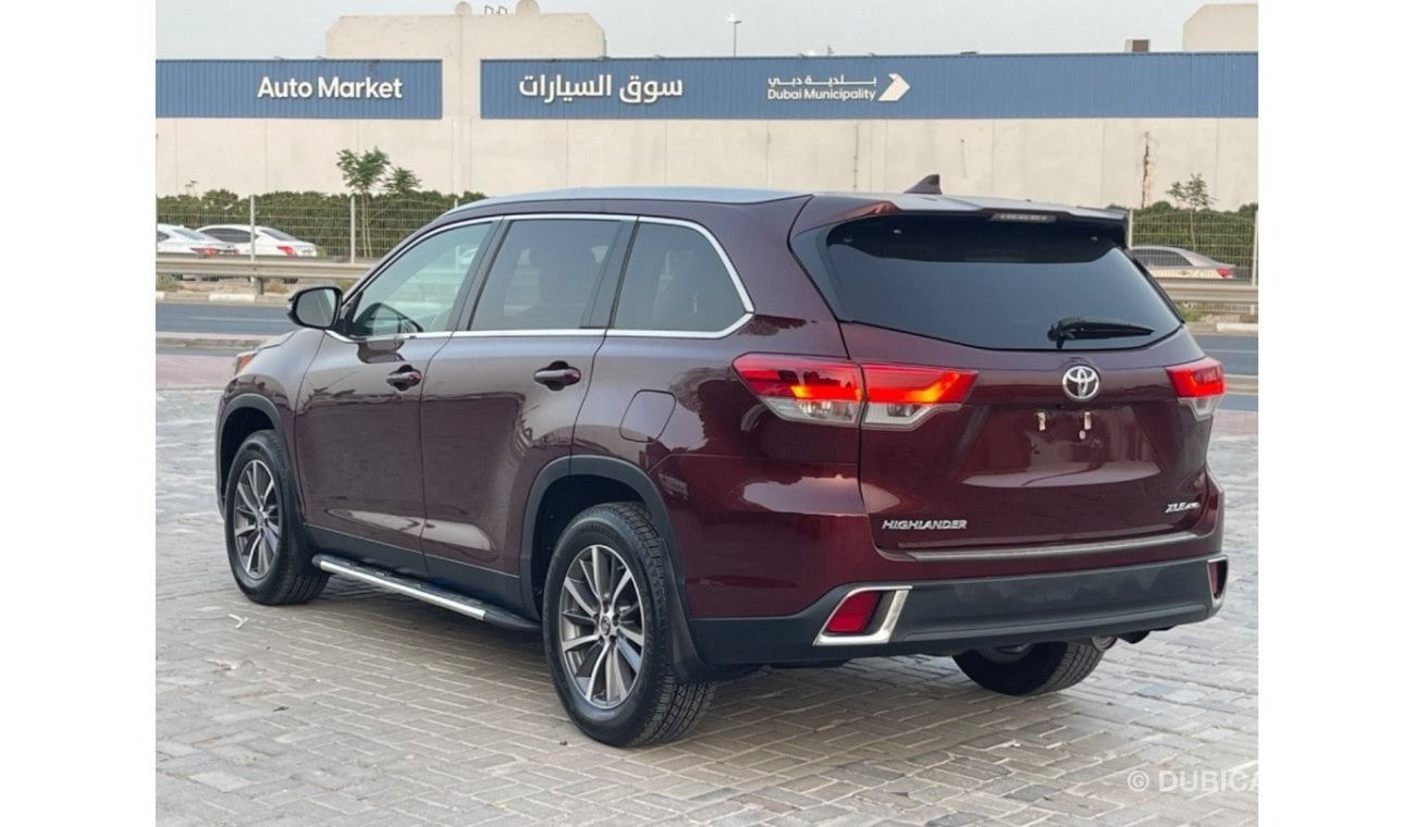 Toyota Highlander 2019 highlander xle AWD push start