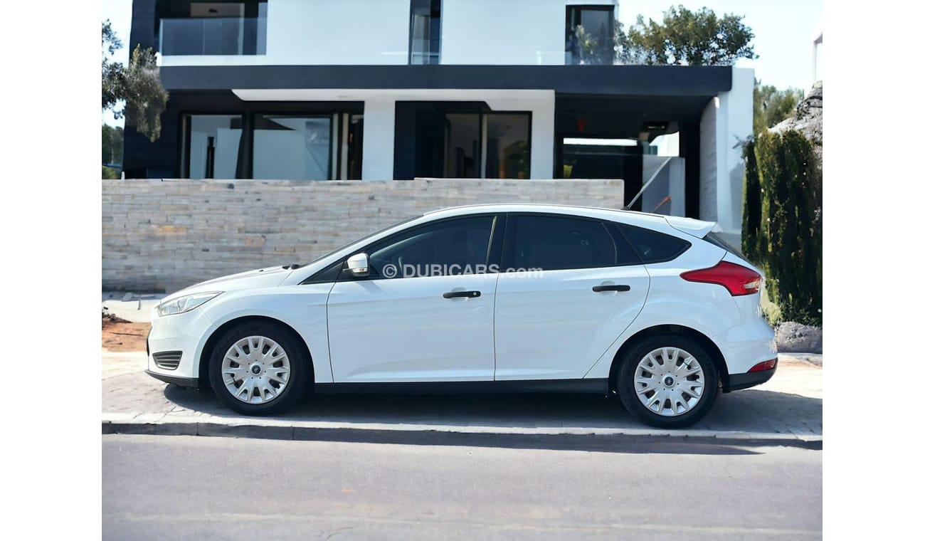 فورد فوكاس Ambiente 1.6L Hatchback