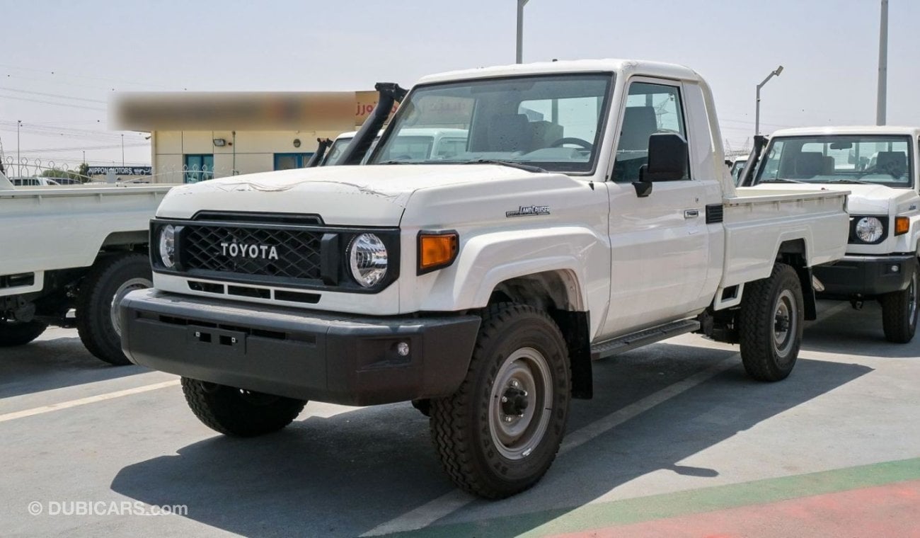 تويوتا لاند كروزر بيك آب Toyota Land Cruiser Pick Up LC79 S/C 4.2L Diesel 2024