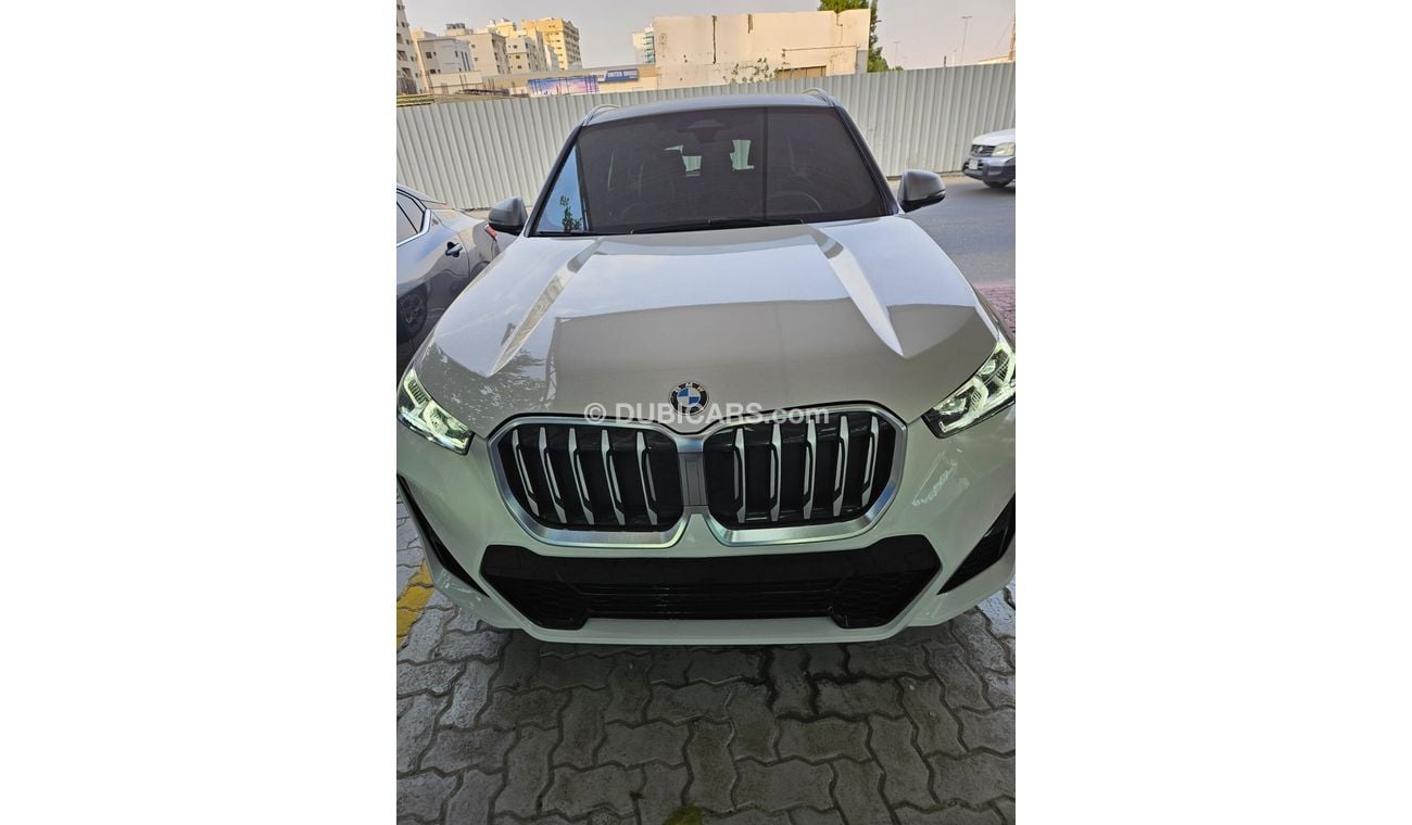 بي أم دبليو X1 xDrive 28i