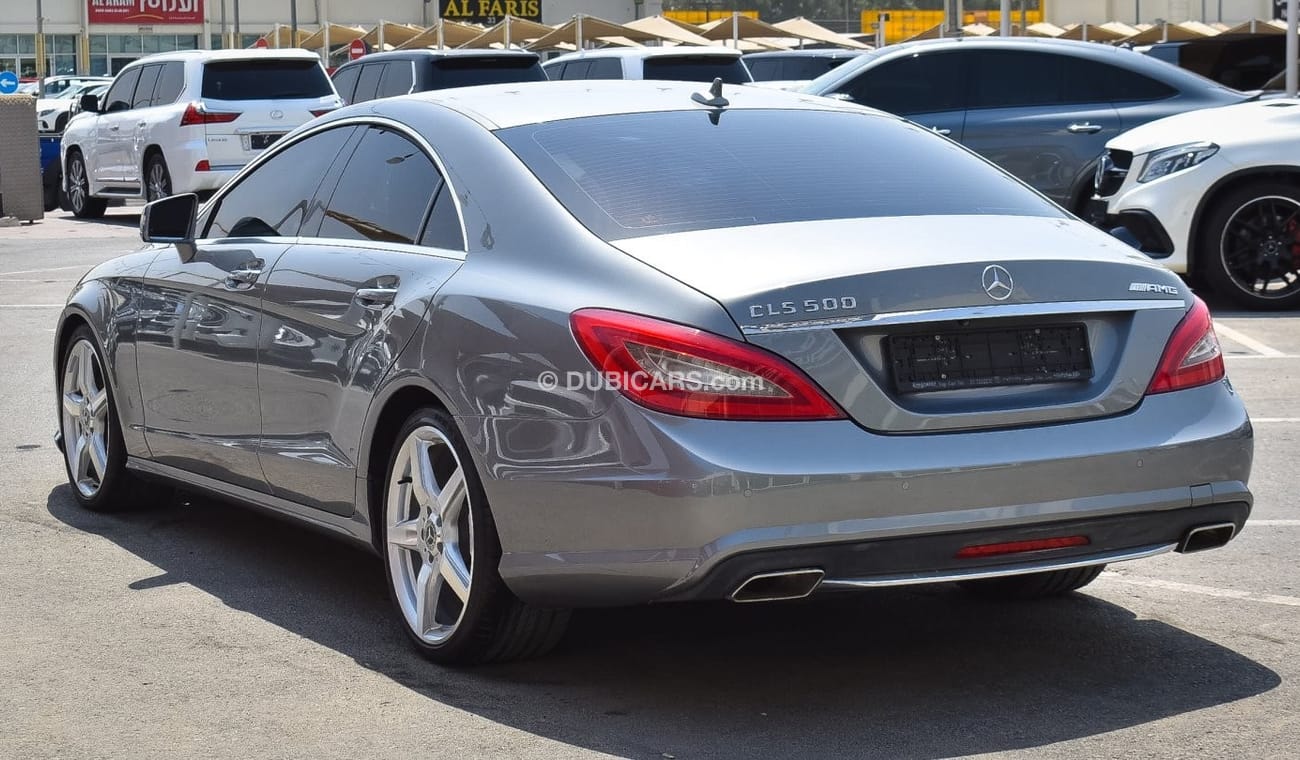 مرسيدس بنز CLS 500