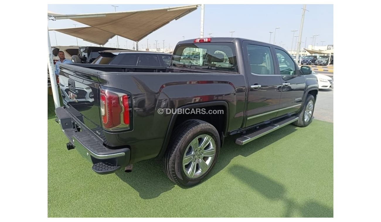 GMC Sierra 1500 SLT The car is very good, in perfect condition, looks clean from the outside without any accide