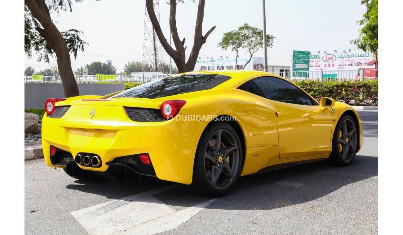 فيراري 458 Std 4.5L GCC SPEC NEAT AND CLEAN