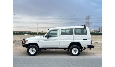 Toyota Land Cruiser Hard Top Toyota landcuriser hardtop 2019 Right hand drive