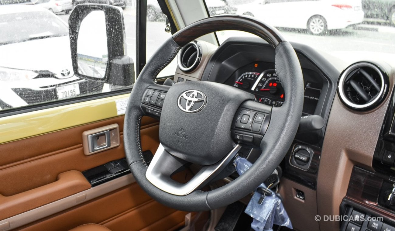 Toyota Land Cruiser Pick Up 4.0L V6 Petrol Single Cabin A/T