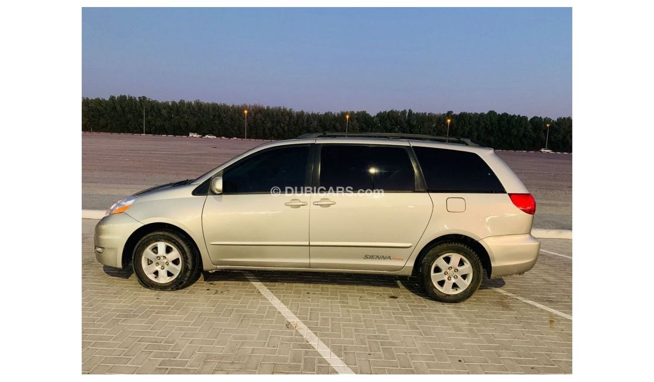 Toyota Sienna Toyota Sienna 2007 8-Seater