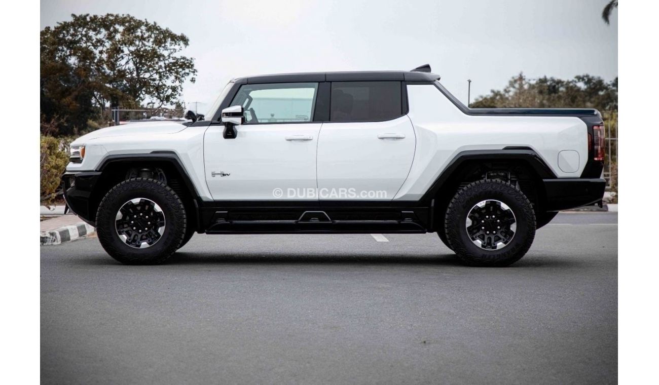 GMC Hummer EV 2022 GMC Hummer EV Pick Up Edition1 - White inside black & white | Export Only