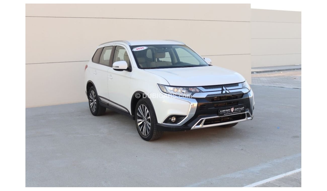 Mitsubishi Outlander GLX Basic ACCIDENTS FREE - GCC - ORGINAL PAINT - 5 STR - 4WD - PERFECT CONDITION INSIDE OUT