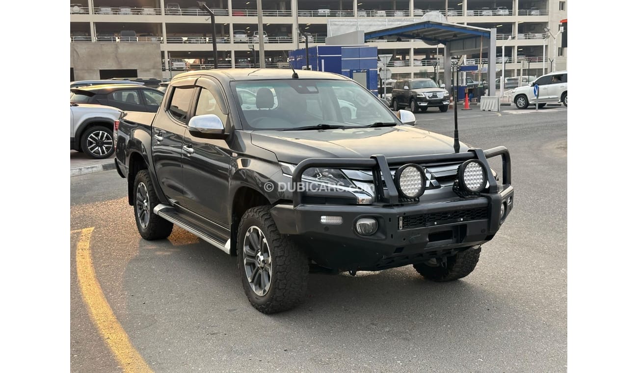 Mitsubishi Triton