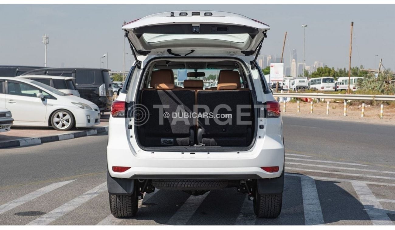 تويوتا فورتونر FORTUNER 2.7L 4WD