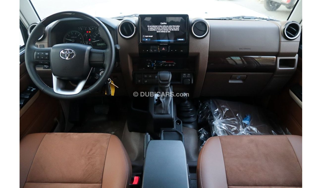 Toyota Land Cruiser Pick Up LAND CRUISER GRJ 79 4.0 V6 AUTOMATIC FULL OPTION **التصدير فقط خارج الخليج** **EXPORT ONLY