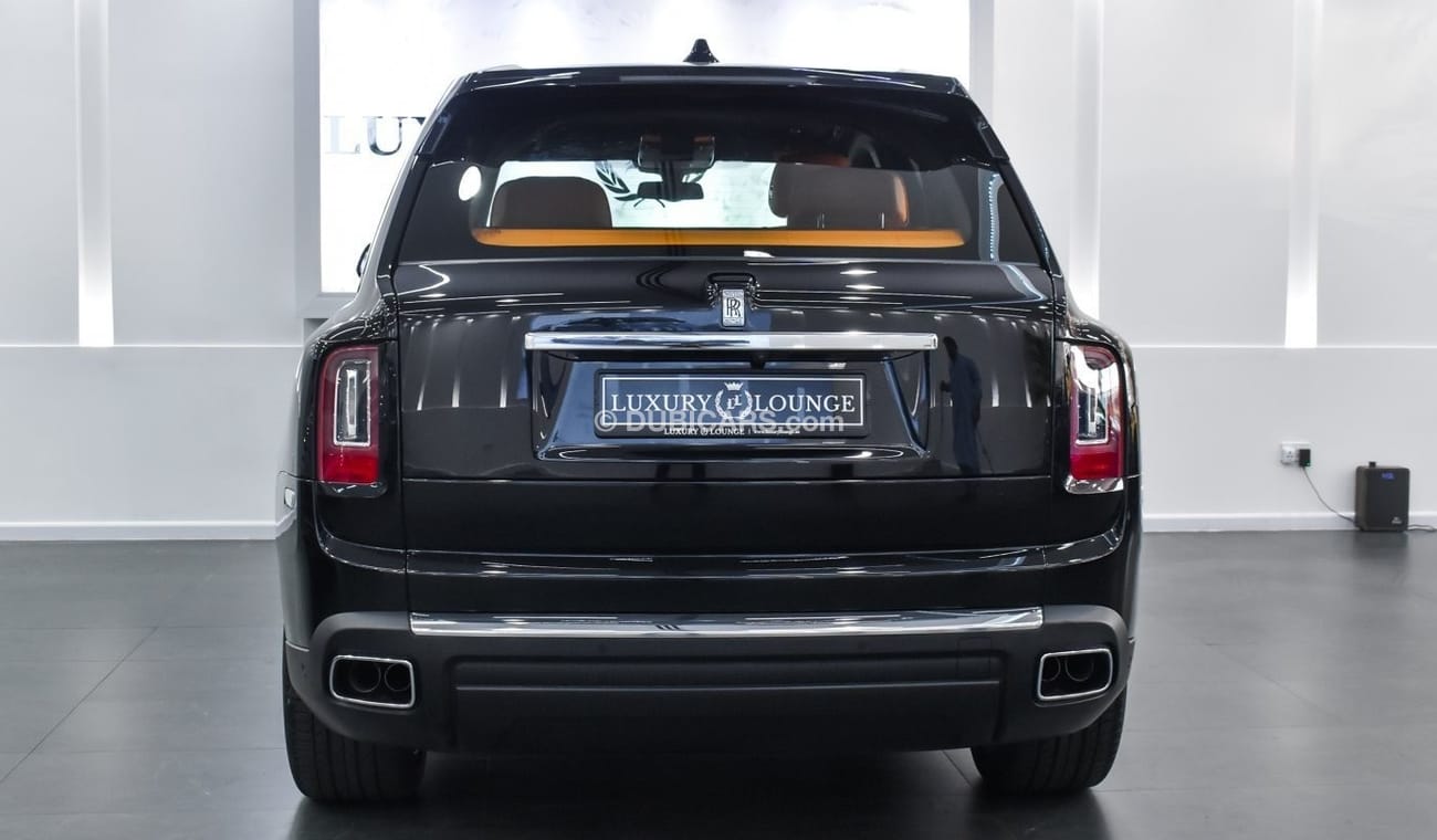 Rolls-Royce Cullinan Silver Badge