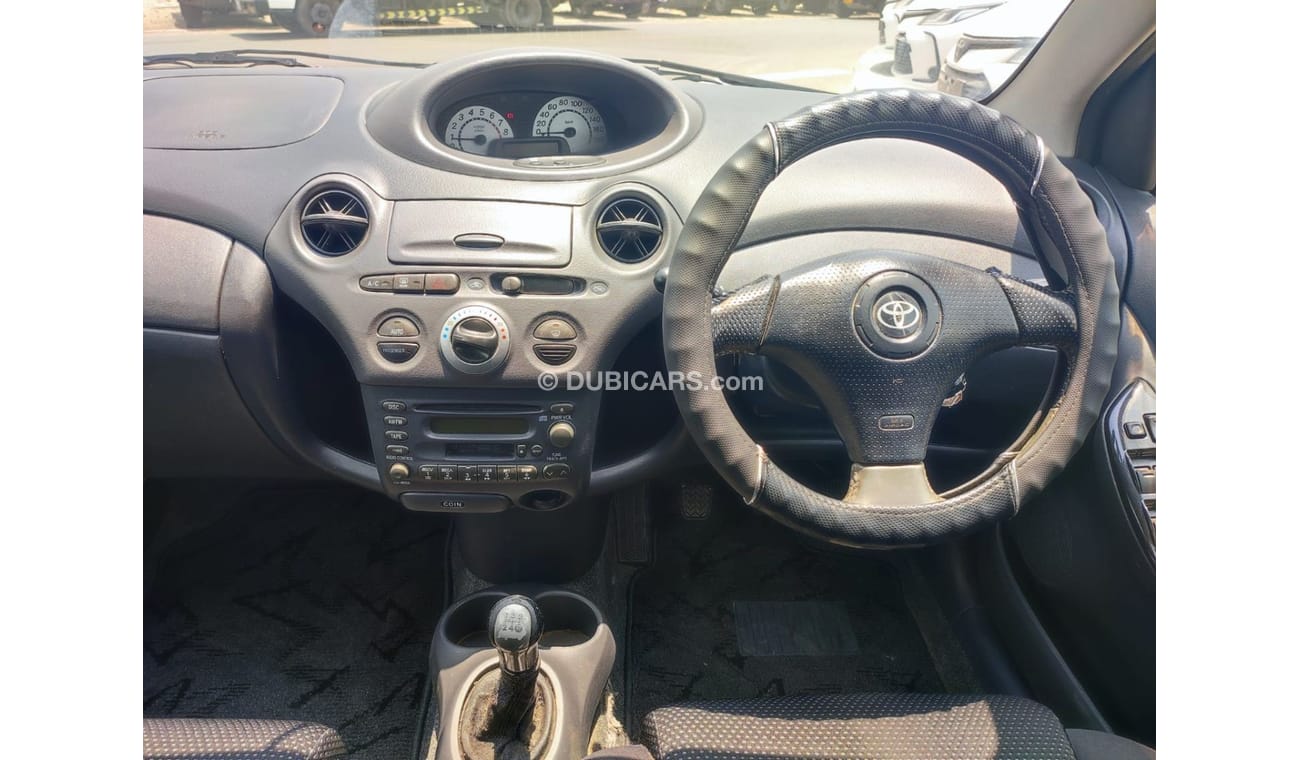 تويوتا فيتز NCP131-0011352- TOYOTA VITZ -2001- MANUAL- Export only