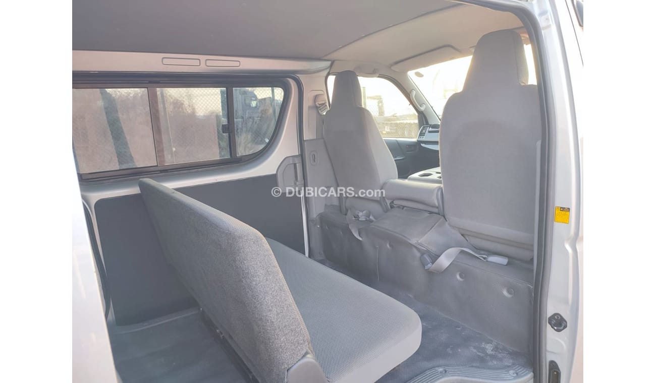 تويوتا هاياس KDH205-0042172 || TOYOTA	HIACE SILVER	cc2500	DIESEL RHD MANUAL || only export