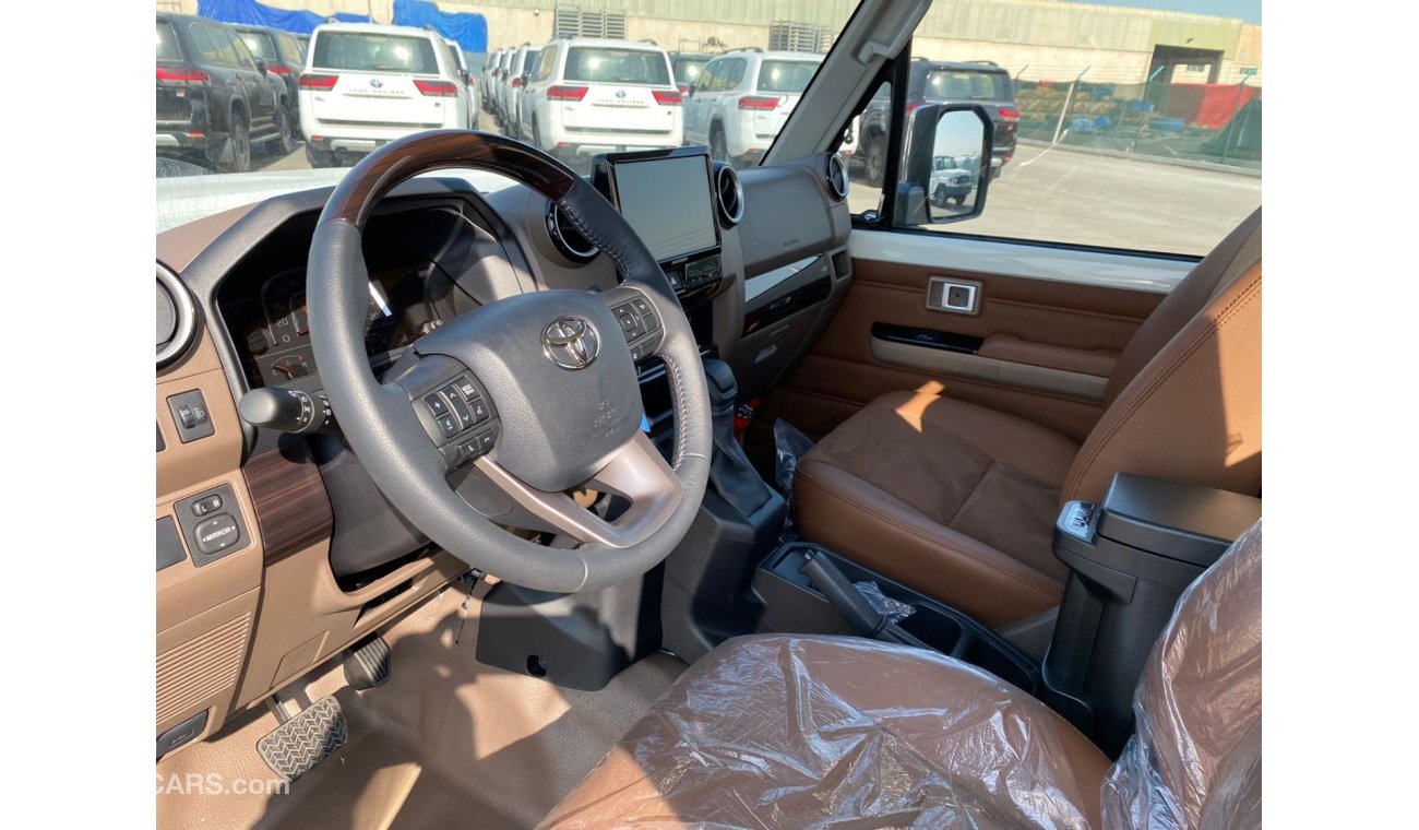 تويوتا لاند كروزر بيك آب Toyota Land Cruiser Pickup single cabin