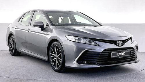 Toyota Camry SE+ | 1 year free warranty | 0 Down Payment