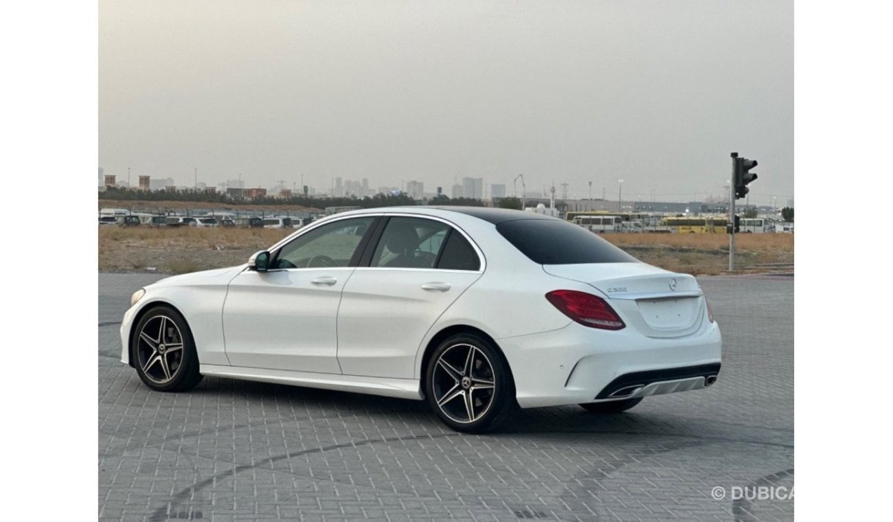 مرسيدس بنز C200 AMG باك موديل 2018 خليجي فل مواصفات بانوراما ومثبت سرعه وتحكم كهربي كامل ونظام صوت ممتاز وكاميرا خلف