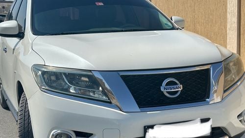 Nissan Pathfinder SL 3.5L (260 HP) 4WD