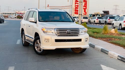 تويوتا لاند كروزر GXR 4.6L Toyota landcuriser   original GX-R V8 2014 full Option very neat and clean left hand drive