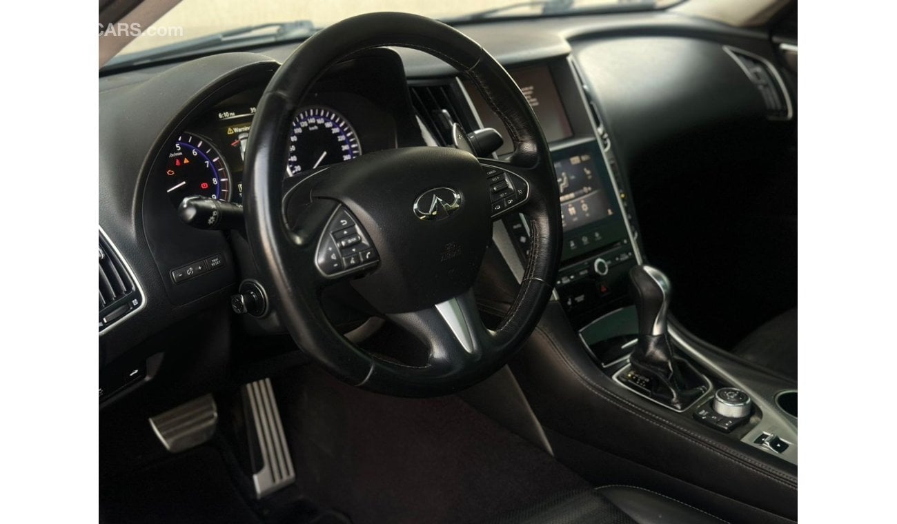 Infiniti Q50 Premium