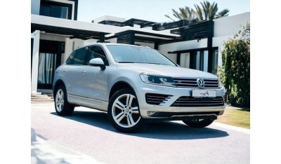 Volkswagen Touareg Highline Plus AED 1,585 PM AVAILABLE | FSH | LOW MILEAGE | VOLKSWAGEN TOUAREG 2018 | V6