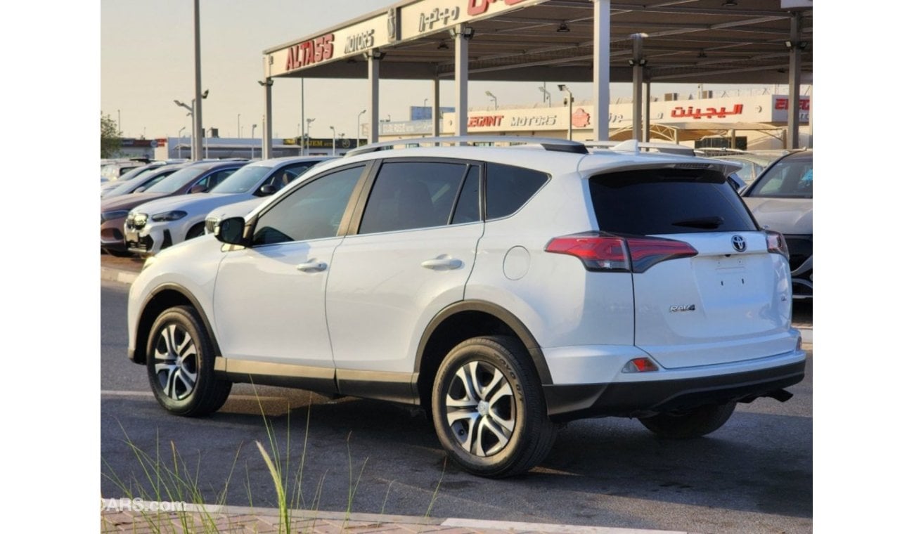 تويوتا راف ٤ TOYOTA RAV4 2018