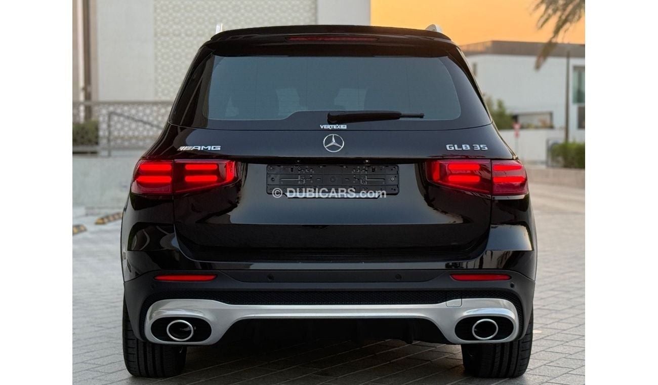 مرسيدس بنز GLB 35 AMG 4MATIC 2.0L (302 HP) 4Matic AMG Under Warranty Till 2027