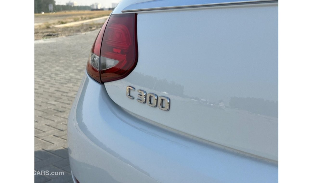 مرسيدس بنز C 300 كوبيه