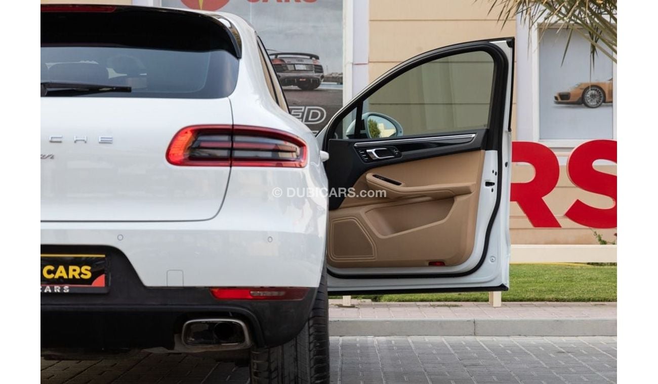 بورش ماكان Std 2.0L (252 HP) Porsche Macan 2018 GCC under Warranty with Flexible Down-Payment.