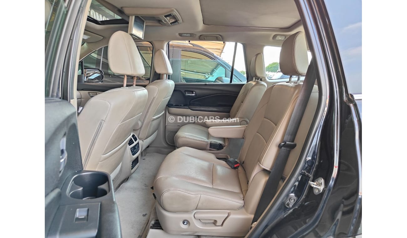 هوندا بايلوت AED 1,700 P.M | 2016 HONDA PILOT TOURING AWD 3.5L | 7 SEATS | FULLY LOADED VIP | GCC