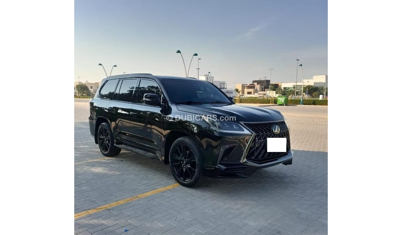 Lexus LX570 Lexus LX570S Black Edition 2020 / GCC Spec