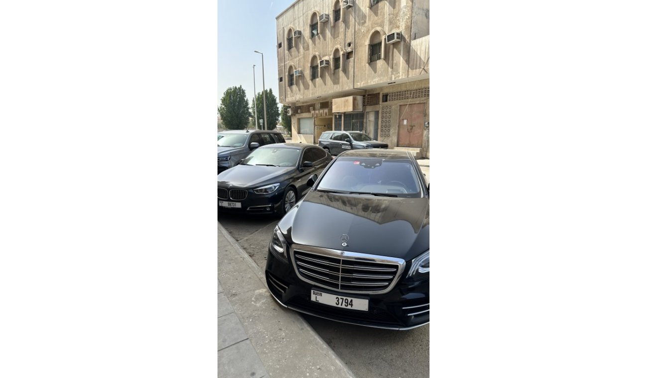 مرسيدس بنز S 560