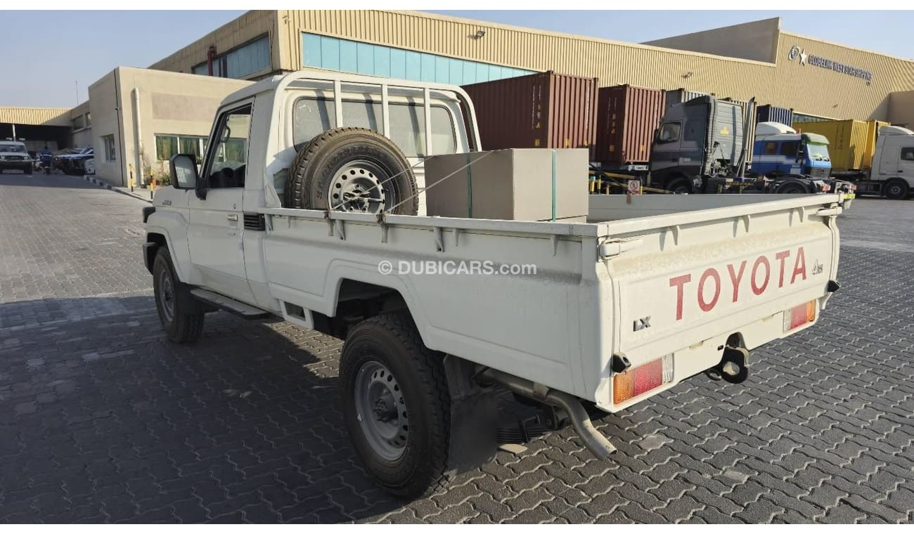 تويوتا لاند كروزر بيك آب 79 Single Cab 2.8L Auto Diesel