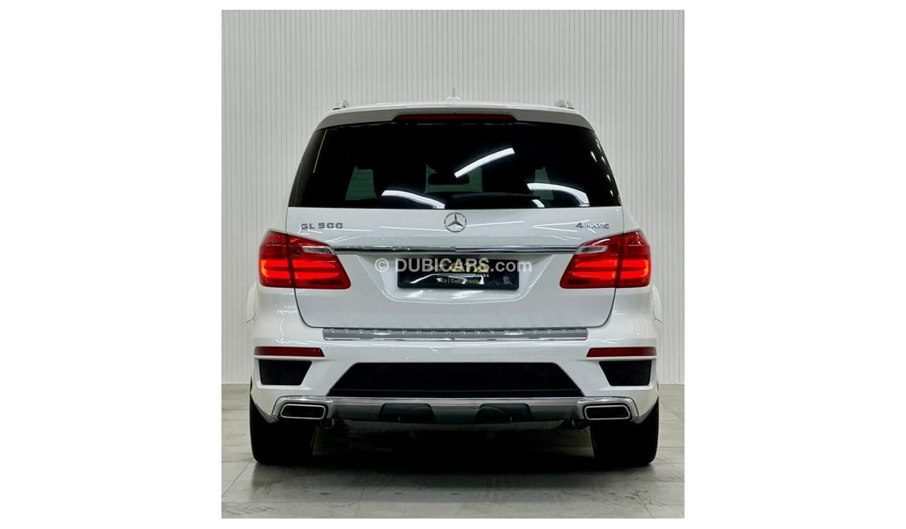 Mercedes-Benz GL 500 Std 2015 Mercedes-Benz GL500 4MATIC, Full Service History, Full Option, GCC Specs