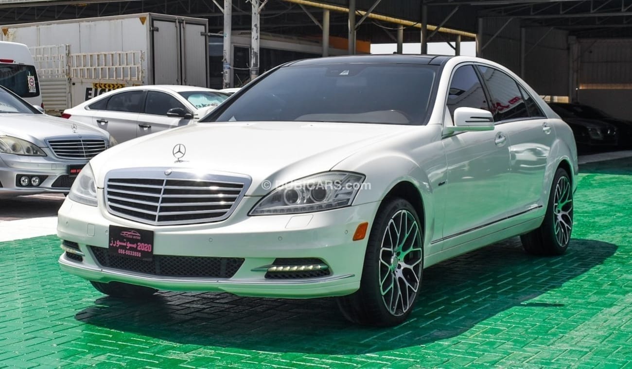 Mercedes-Benz S 550