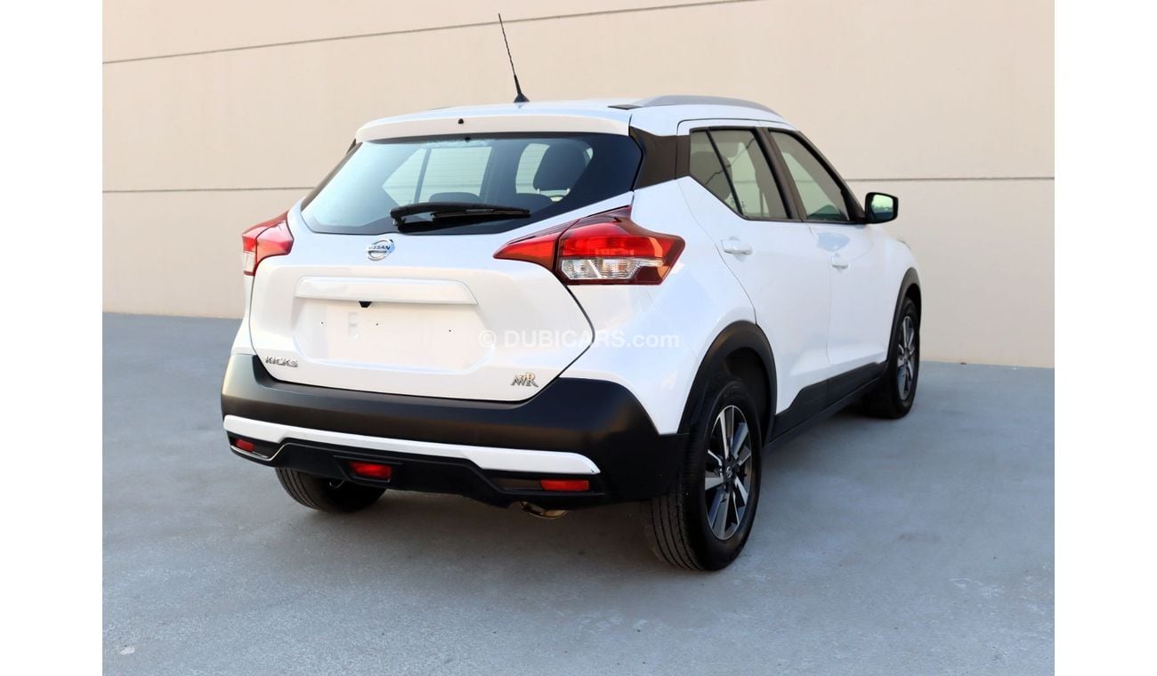 Nissan Kicks SV ACCIDENTS FREE - GCC - ORIGINAL PAINT - 1600 CC - PERFECT CONDITION INSIDE OUT